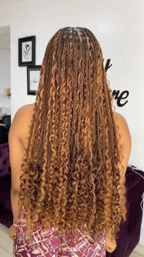 Sleek weave styling